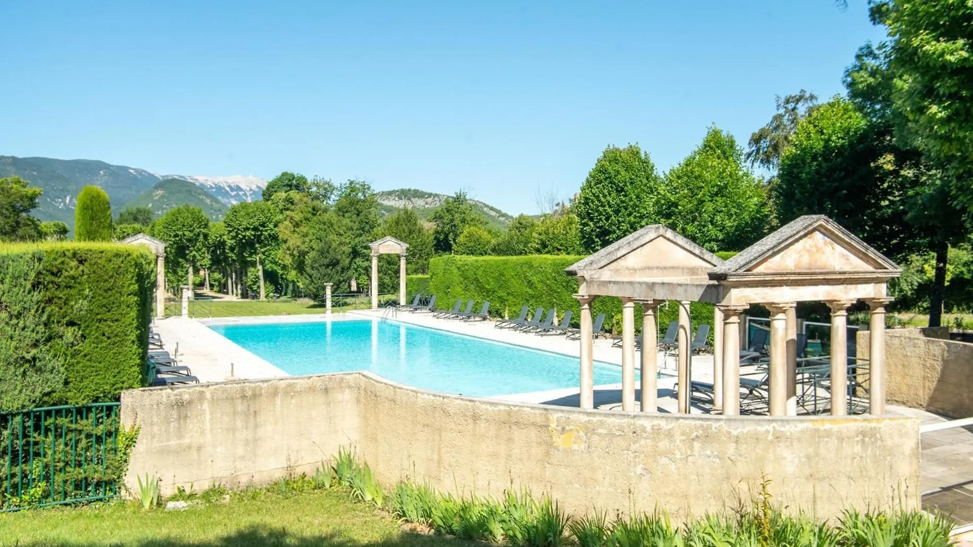 Cozy Apartment With Swimming Pool Terrace Garden Parking Montbrun-les-Bains